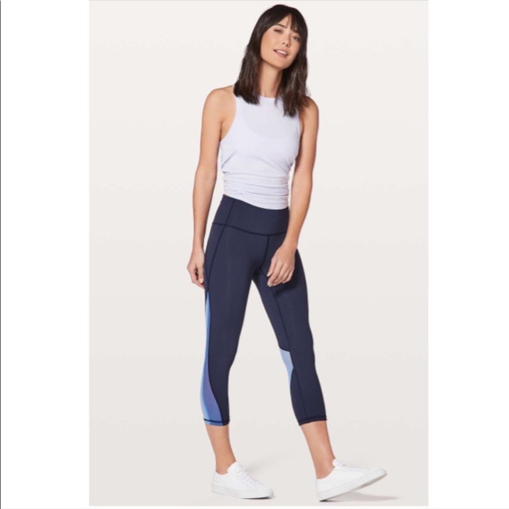 Lululemon crop mesh capris